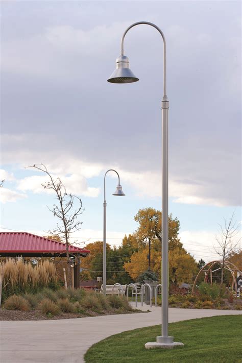 Outdoor Lighting & Exterior Light Fixtures: Garden Light Pole Design