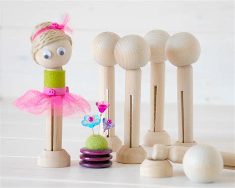 Making Peg Dolls from Wooden Doll Pins - Woodpeckers Crafts