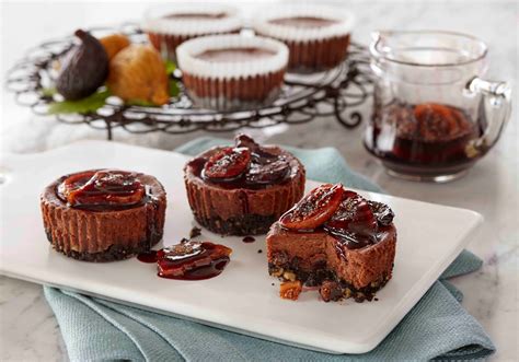 For your next dinner party, make Mini Chocolate Cheesecake with ...