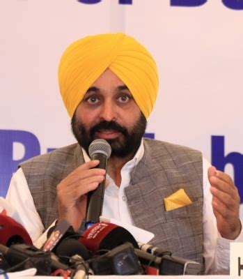 Punjab CM Bhagwant Mann admitted to Delhi hospital | www.lokmattimes.com