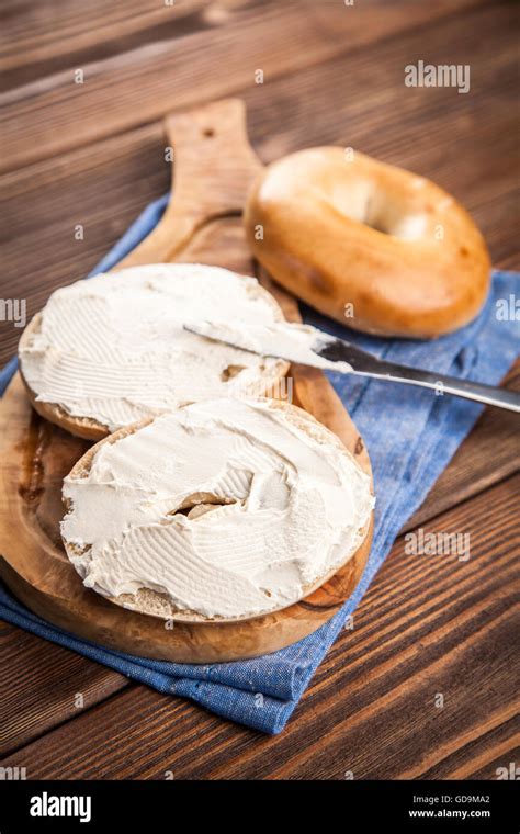 Bagels with cream cheese Stock Photo - Alamy