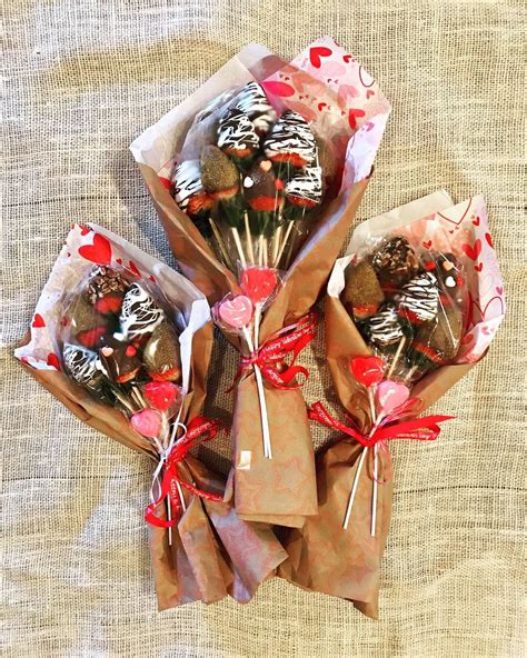 Valentine’s Day Chocolate Covered Strawberry Bouquet | Chocolate san valentin, Regalar chocolate ...