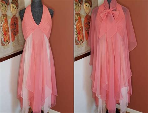 Salmon Dress: 10 Unique Styles in a Charming Color that Rules the Party!