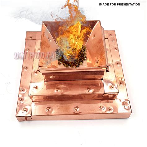 Buy Vastu Pyramid Havan Kund in Copper online