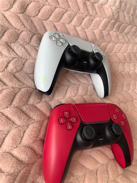 Broken ps5 controllers in WS9 Walsall for £30.00 for sale | Shpock