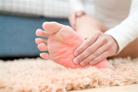 How Psoriatic Arthritis Affects your Feet