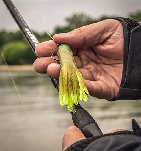 Best Smallmouth Bass Lures (2021 Review) - Tactical Huntr