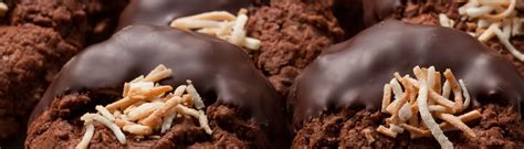 Chocolate Macaroons - Love of Food