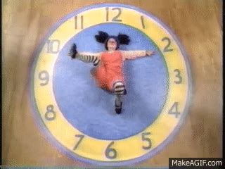 The Big Comfy Couch - Clock Stretch on Make a GIF