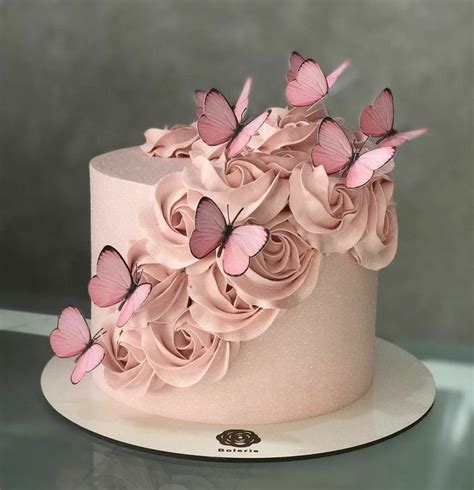 𝐹𝑜𝑟𝑡𝑢𝑛𝑎𝑡𝑒 - 1. | Birthday cake with flowers, Butterfly birthday cakes ...