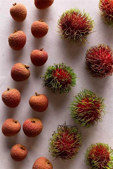 Rambutan vs Lychee: A Comprehensive Comparison Guide | Foodtasia