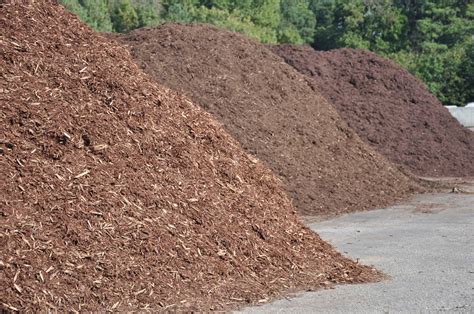 Long Island Mulch Delivery | Blue Point NY