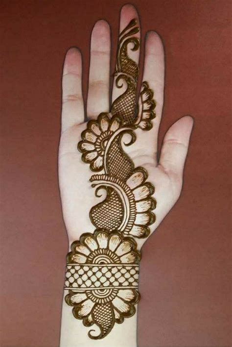 New Simple Mehndi Design Ideas for Your Next Event - Get Inspired!