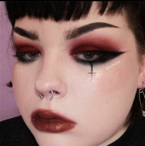 Dark/Goth Makeup Look | Punk makeup, Emo makeup, Egirl makeup