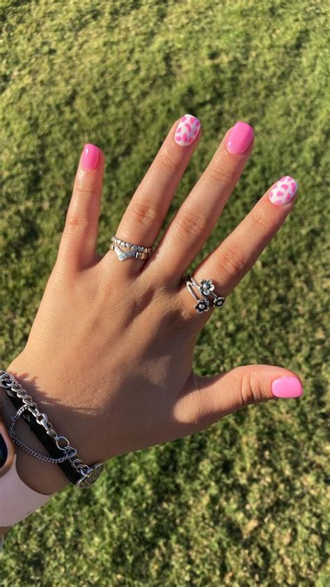 pink cow nails🤍 | Acrylic nails coffin short, Cow nails, Acrylic nails