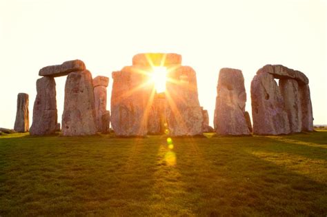 Winter Solstice At Stonehenge: The Ancient Tradition Explained | HuffPost UK Life