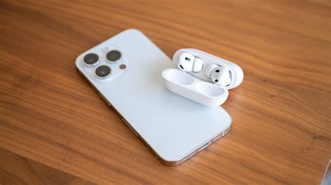 How to Improve AirPods or AirPods Pro Battery Life: 7 Tips