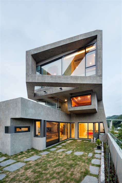 13 Modern House Exteriors Made From Concrete | CONTEMPORIST