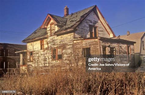 Detroit Slums Photos and Premium High Res Pictures - Getty Images