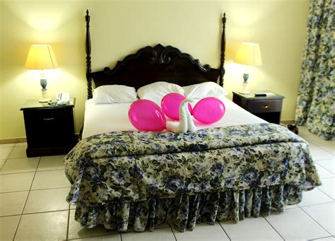 Breezes Bahamas Resort | 6 Reasons to Stay Here - A Thick Girl's Closet