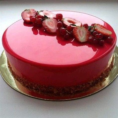 Strawberry Glaze Cake | Mama's Oven