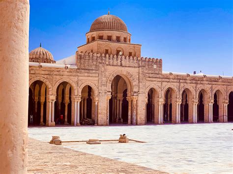 Top 6 Popular Tourist Attractions in Tunisia