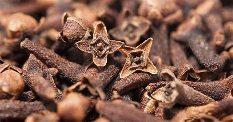 12 Uses For Cloves - A Spice With Strong Antioxidant Value