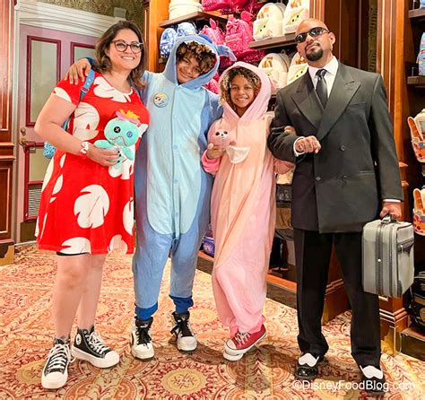 The Family Halloween Costume That Blew Us Away in Disney World - Disney by Mark