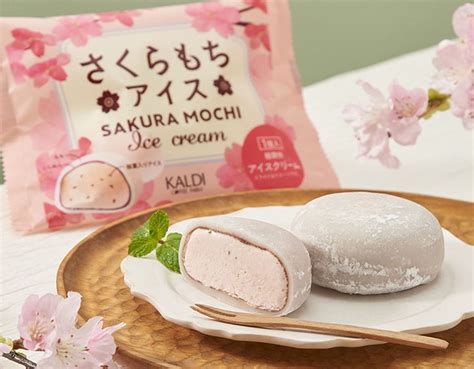 Check out all 4 of KALDI's "Sakura" foods! --"Sakura Mochi Ice", "Sakura Dacquoise", etc ...