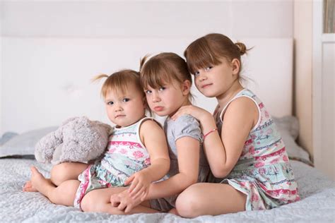 Middle Child Syndrome: How to Help Your Child? | Ana HPMD