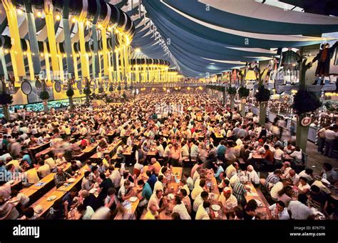 munich beer festival beer tent october festival waitress bavaria Stock Photo: 21650858 - Alamy