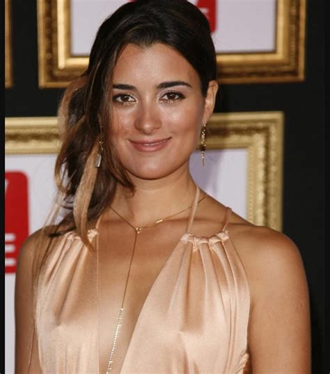 Cote de Pablo Bio & Wiki: Net Worth, Age, Height & Weight - Celebnetworth.net