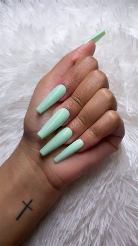 35+ Cool Mint Green Nails That Are Refreshing | Le Chic Street