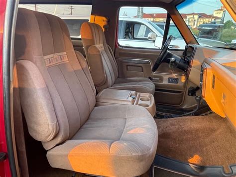 ford bronco interior | Barn Finds