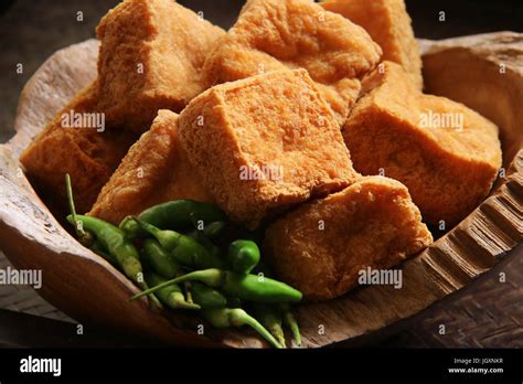 Tahu sumedang hi-res stock photography and images - Alamy