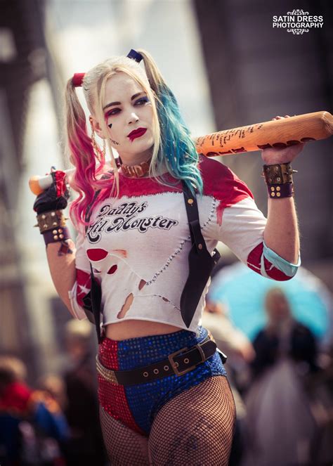 My Harley Quinn cosplay from MCM Comic-Con London! 💋🤡 : r/HarleyQuinn