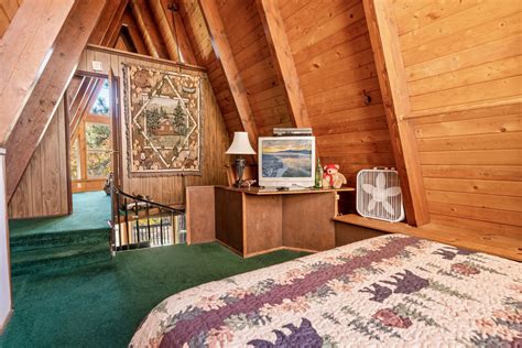 A Ski View - Big Bear Lake Rental | Big Bear Cool Cabins