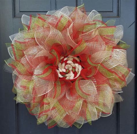 DIY Deco Mesh Flower Wreath Tutorial