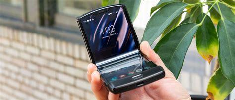 Motorola Razr (2019) review | TechRadar