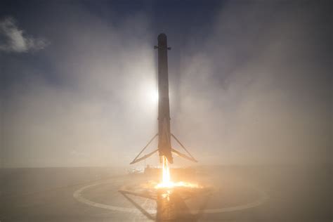 Bullseye: Amazing SpaceX Images Highlight Perfect Falcon 9 Landing - Universe Today