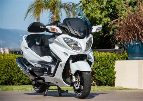 2013 Suzuki Burgman 650 ABS - First Ride Review | Rider Magazine