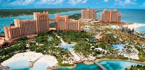 Nassau, Bahamas Atlantis Aquaventure Excursion | Norwegian Cruise Line