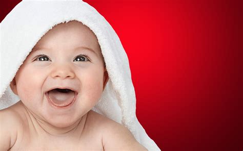 Cute Smiling Babies Wallpapers