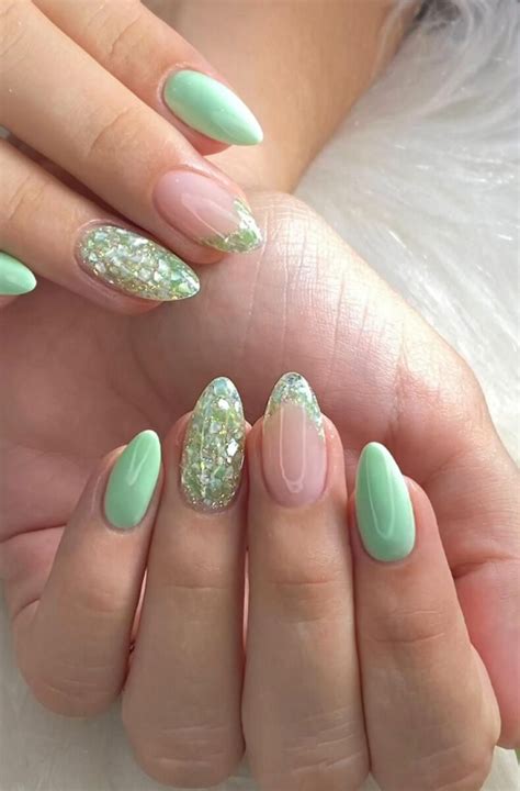 45+ Gorgeous Mint Green Nails To Try This Year For A Fresh Manicure