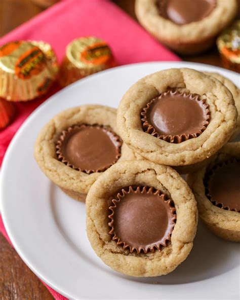 Reese's Peanut Butter Cups Minis Unwrapped Calories | packpackusa.com