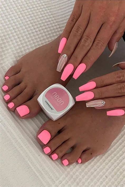 Top 24+ Neon Pink Nails You Will Love