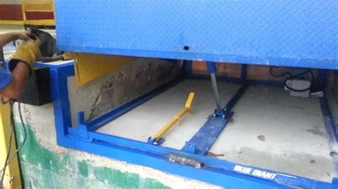 Hydraulic Dock Leveler Installation