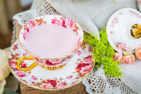 How To - DIY Tea Cup Candles