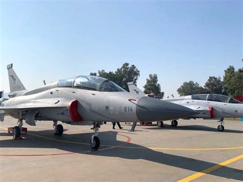 Pakistan Air Force inducts dual-seat JF-17 jets | Pakistan – Gulf News