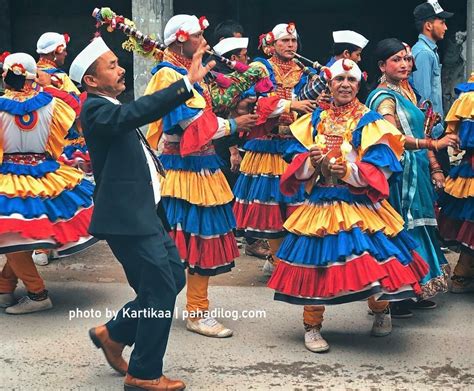 Kumaoni Chaliya Dance, Uttarakhand Folk Traditional Music | Pahadi Log